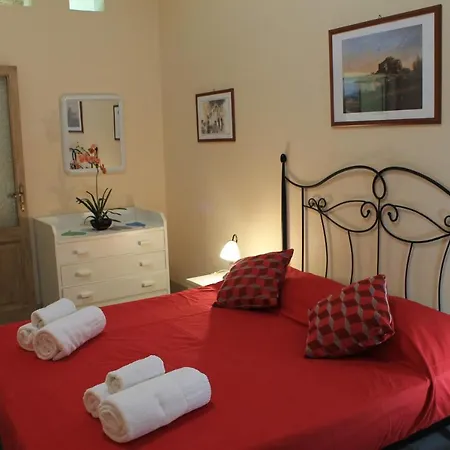 Adelfes Apartment Cefalu