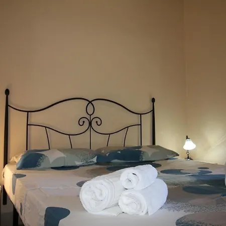 Apartment Adelfes Cefalu