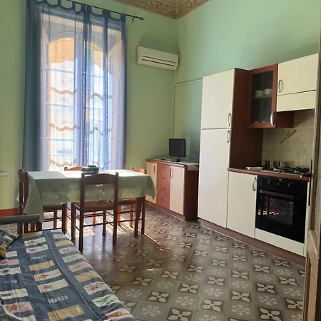 Matteotti Balcony Apartamento Cefalú